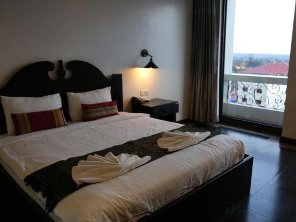 Yeak Loam Hotel Banlung Exteriér fotografie