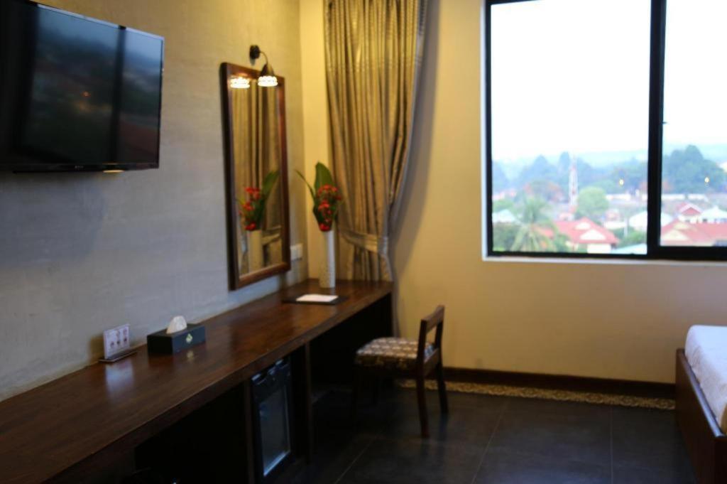 Yeak Loam Hotel Banlung Exteriér fotografie