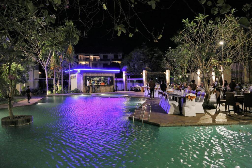Yeak Loam Hotel Banlung Exteriér fotografie