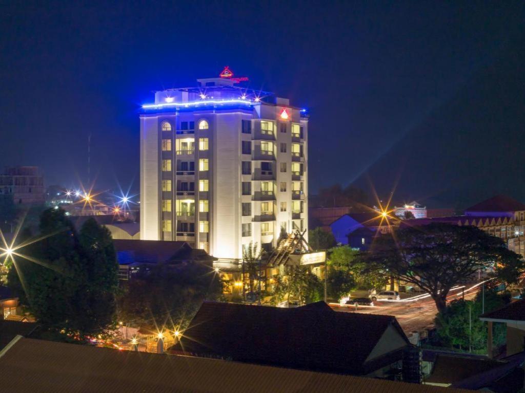 Yeak Loam Hotel Banlung Exteriér fotografie
